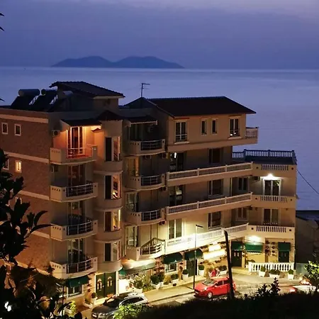 Nacional Hotel 3*